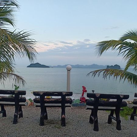 Langkawi Primrose Seaview Villa Exterior photo